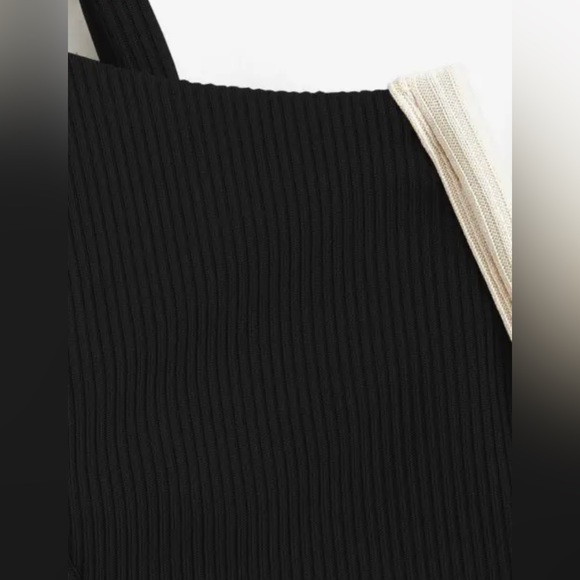 V-wire Ribbed Strappy High Cut Bikini - Picture 3 of 3